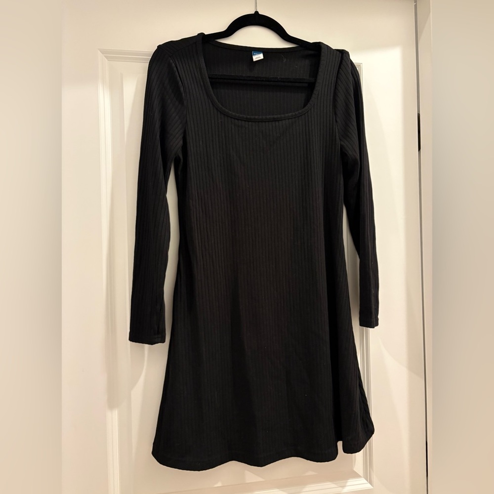 Old Navy Long Sleeve Little Black Dress (Size MP)